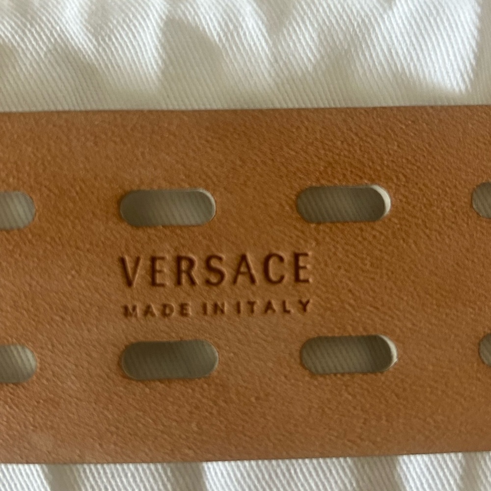 VERSACE Gold Square Buckle Leather Belt White Three Prong NWT Bag Size 85/34 - Picture 9 of 13
